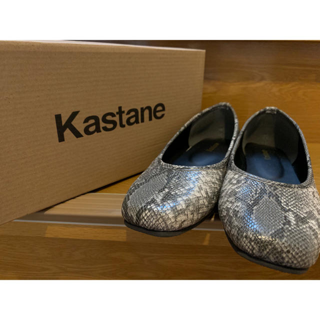 Kastane(カスタネ)のKastane スクエアバレエシューズ パンプス レディースの靴/シューズ(バレエシューズ)の商品写真