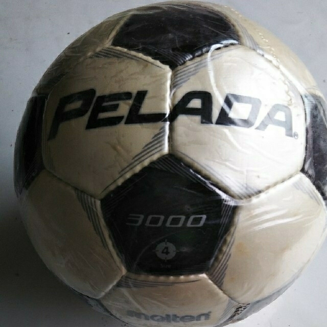 MIKASA(ミカサ)のサッカーボール スポーツ/アウトドアのサッカー/フットサル(ボール)の商品写真