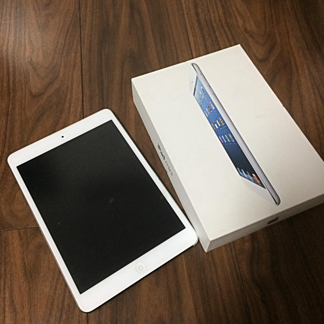 iPad(アイパッド)のお値下げ！iPad mini 64GB  Wi-fiモデル  スマホ/家電/カメラのPC/タブレット(タブレット)の商品写真