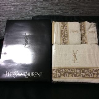 サンローラン(Saint Laurent)の専用☆イヴサンローラン タオルセット♪(その他)