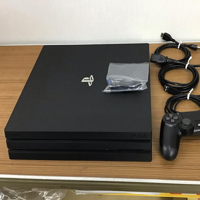 PlayStation®4 PRO CUH-7000B 品