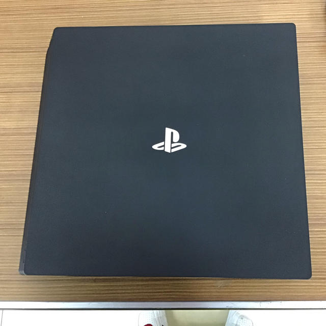 PlayStation®4 PRO CUH-7000B 品