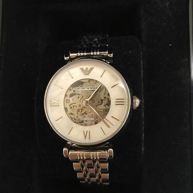 Emporio Armani(エンポリオアルマーニ)のエンポリオアルマーニ腕時計 レディースのファッション小物(腕時計)の商品写真