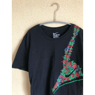 ナイキ(NIKE)のナイキ Tシャツ ボタニカル 花柄 プリント スニーカー エアフォース1 古着(Tシャツ/カットソー(半袖/袖なし))