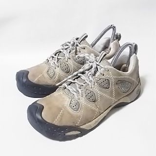 キーン(KEEN)の
コレクター必見!キーンKEEN高級トレッキングスニーカー希少ビンテージ！


(スニーカー)