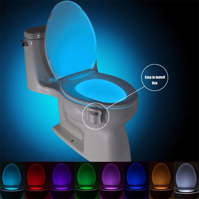 トイレでレインボーに光る センサーライト インテリア/住まい/日用品のライト/照明/LED(蛍光灯/電球)の商品写真