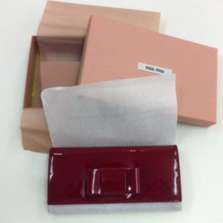 ミュウミュウ(MIU MIU)のミュウミュウ長財布(財布)