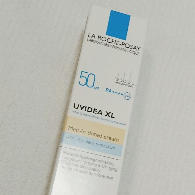 LA ROCHE-POSAY(ラロッシュポゼ)の新品 LA ROCHE-POSAY ラロッシュポゼ UVイデア XL ティント コスメ/美容のベースメイク/化粧品(化粧下地)の商品写真