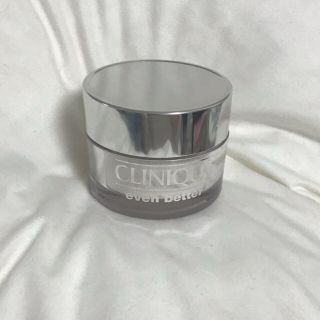 クリニーク(CLINIQUE)のクリニーク イーブンベターパウダー(フェイスパウダー)