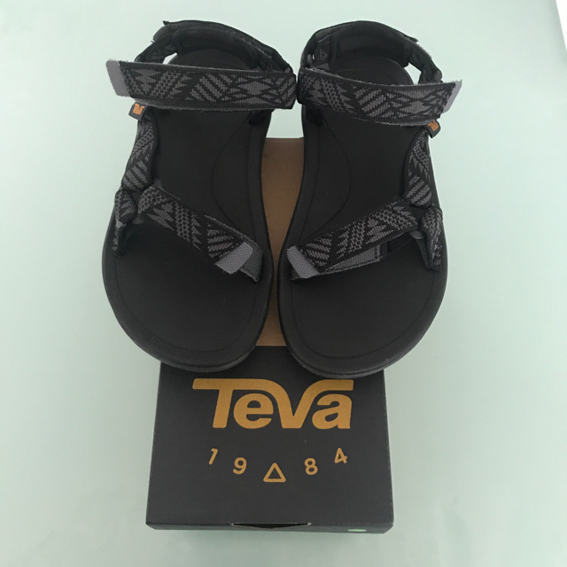 Teva(テバ)のpon様  専用 キッズ/ベビー/マタニティのキッズ靴/シューズ(15cm~)(サンダル)の商品写真