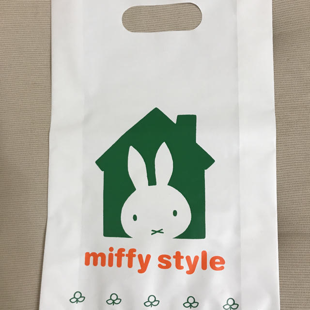 【新品 未使用】ビタット レギュラーサイズ ミッフィー キッズ/ベビー/マタニティのおむつ/トイレ用品(ベビーおしりふき)の商品写真