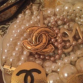 シャネル(CHANEL)のCHANEL ブローチ(ブローチ/コサージュ)