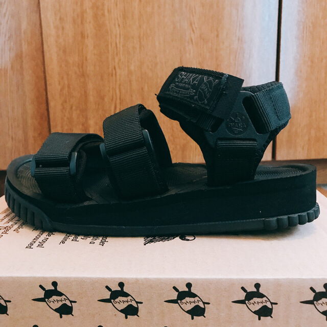 SHAKA サンダル 23センチ レディースの靴/シューズ(サンダル)の商品写真