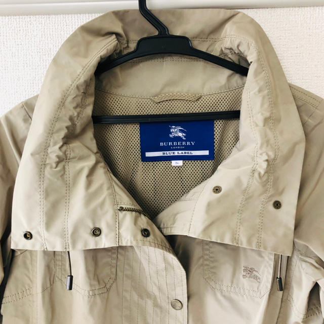 BURBERRY(バーバリー)の専用です　　BURBERRY バーバリー モッズコート美品 レディースのジャケット/アウター(モッズコート)の商品写真