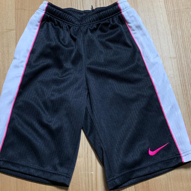 NIKE(ナイキ)のナイキ ジャージパンツ キッズ/ベビー/マタニティのキッズ服男の子用(90cm~)(パンツ/スパッツ)の商品写真