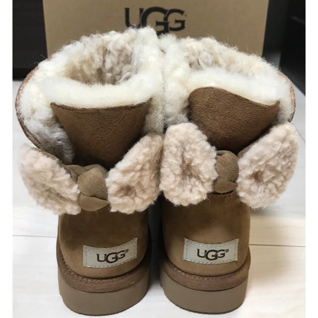 新品未使用 UGG ARIELLE ムートンブーツ 25cm