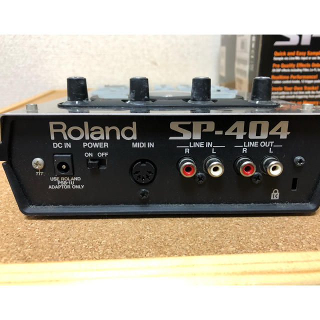 Roland(ローランド)のRoland サンプラー SP-404 楽器のDJ機器(その他)の商品写真