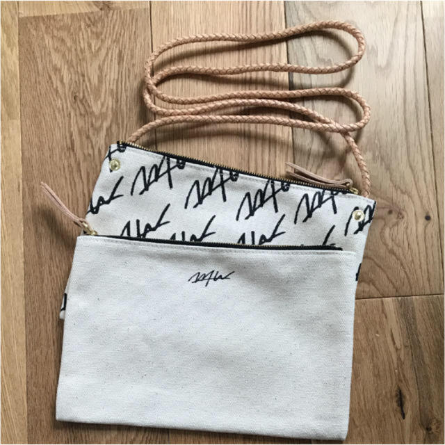 WTW ショルダーバッグ サコッシュ 新品 | フリマアプリ ラクマ