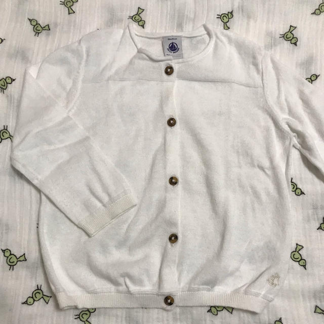 PETIT BATEAU(プチバトー)の【値下げ】プチバトー  カーディガン  18m キッズ/ベビー/マタニティのベビー服(~85cm)(カーディガン/ボレロ)の商品写真