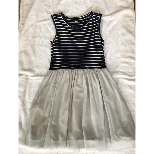 UNIQLO(ユニクロ)のUNIQLO  女児袖なしワンピース(140) キッズ/ベビー/マタニティのキッズ服女の子用(90cm~)(ワンピース)の商品写真