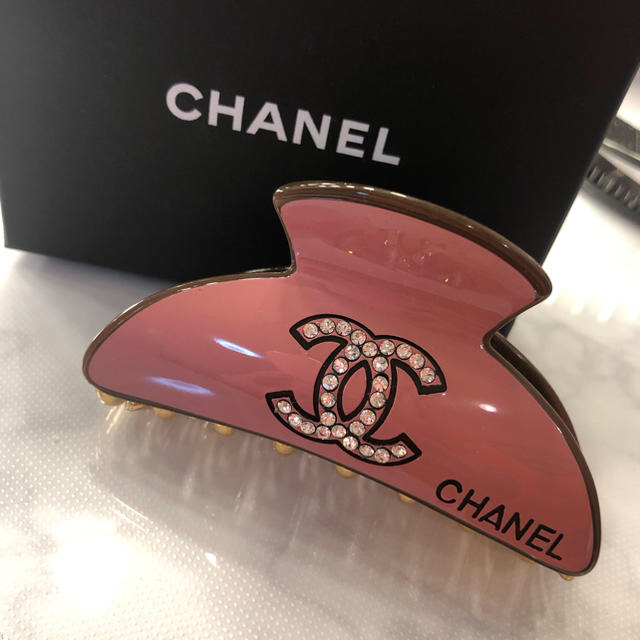 CHANEL - 専用 ヘアクリップ2点の通販 by きよか's shop｜シャネルならラクマ