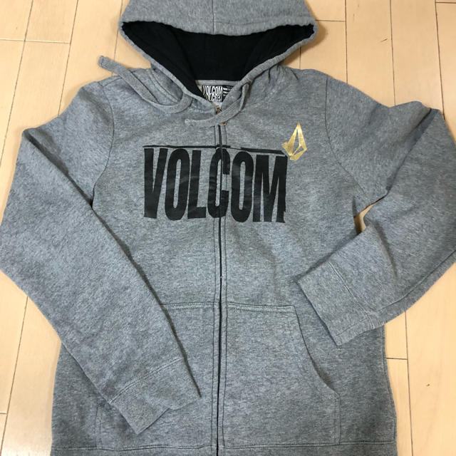 volcom(ボルコム)のkoko3704様専用 レディースのトップス(パーカー)の商品写真