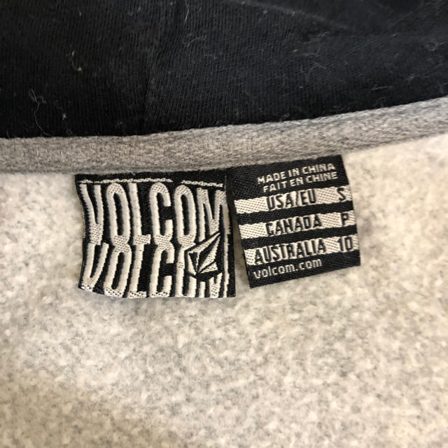 volcom(ボルコム)のkoko3704様専用 レディースのトップス(パーカー)の商品写真