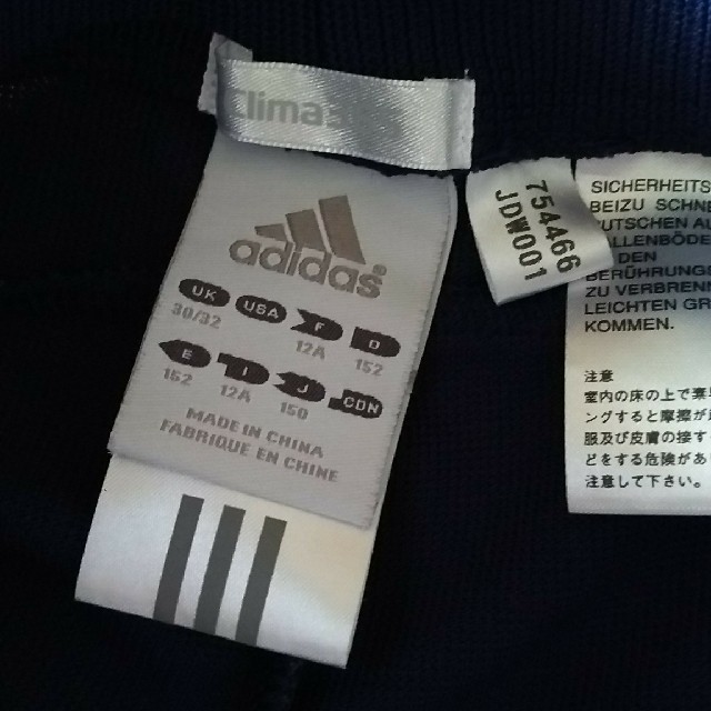 adidas(アディダス)のアディダスハーフパンツ★size150 キッズ/ベビー/マタニティのキッズ服男の子用(90cm~)(パンツ/スパッツ)の商品写真