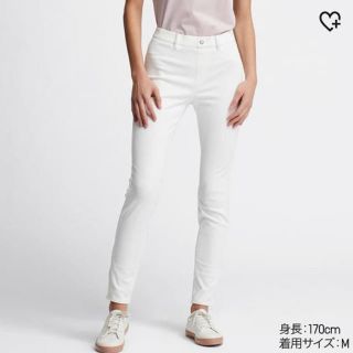 ユニクロ(UNIQLO)のユニクロ ウルトラストレッチレギンスパンツ 白(スキニーパンツ)