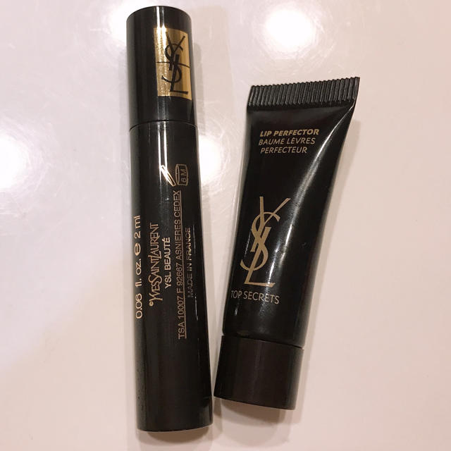 Yves Saint Laurent Beaute(イヴサンローランボーテ)のLez様専用！ トップシークレットリップエフェクターマスカラボリュームエフォシル コスメ/美容のベースメイク/化粧品(マスカラ)の商品写真