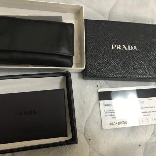 プラダ(PRADA)のチョッパー様　専用　プラダ キーケース  ジャンク品 3連 ギャランティー付き(キーケース)