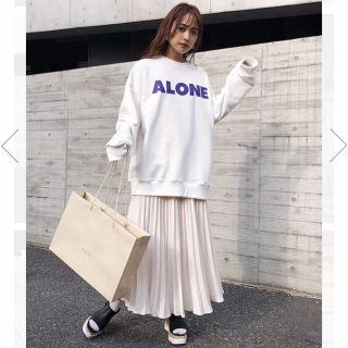 アメリヴィンテージ(Ameri VINTAGE)のお値下げ【AMAIL】alone スウェット ホワイト(トレーナー/スウェット)