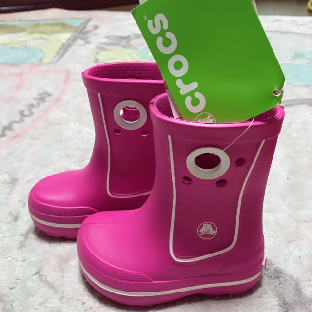 crocs(クロックス)の新品 クロックス 長靴 14㎝ キッズ/ベビー/マタニティのベビー靴/シューズ(~14cm)(長靴/レインシューズ)の商品写真