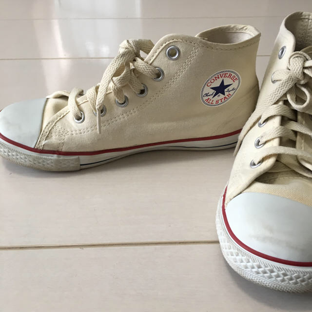 CONVERSE(コンバース)のコンバースハイカット  22センチ キッズ/ベビー/マタニティのキッズ靴/シューズ(15cm~)(スニーカー)の商品写真