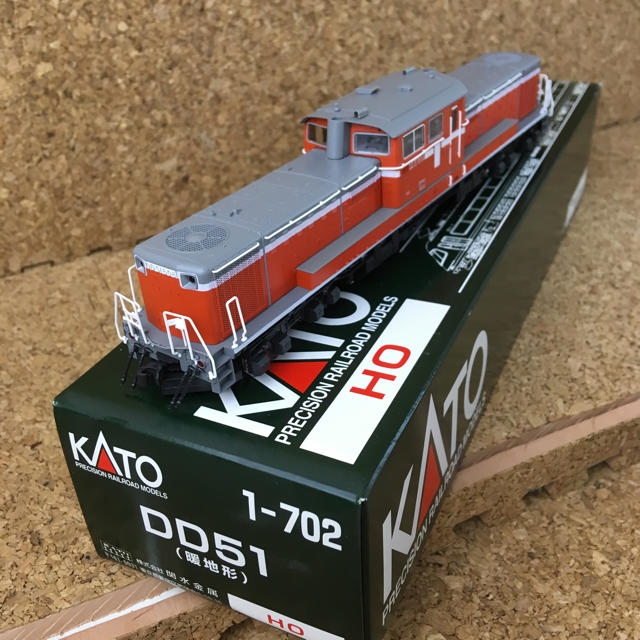 KATO`(カトー)のKATO HOゲージ DD51 暖地形 1-702 鉄道模型 ディーゼル機関車 エンタメ/ホビーのおもちゃ/ぬいぐるみ(鉄道模型)の商品写真