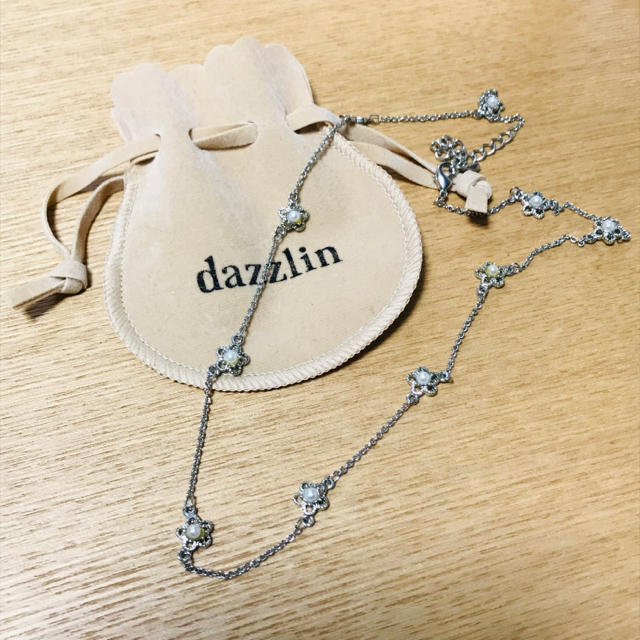 dazzlin(ダズリン)のdazzlinネックレス（ケース付き） レディースのアクセサリー(ネックレス)の商品写真