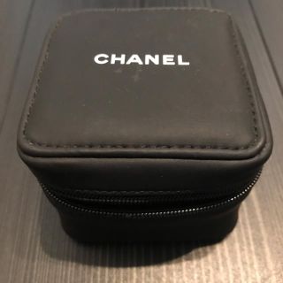 シャネル(CHANEL)のCHANEL ノベルティ 時計ケース ポーチ(ノベルティグッズ)