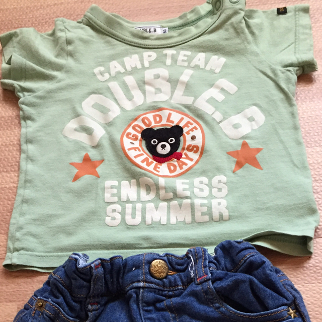 DOUBLE.B(ダブルビー)のミキハウス Tシャツ +オマケジーンズ サイズ80 キッズ/ベビー/マタニティのベビー服(~85cm)(Ｔシャツ)の商品写真