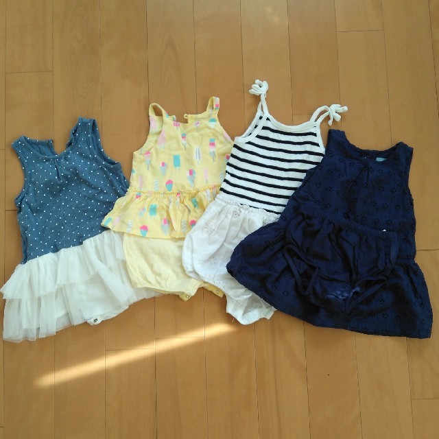 babyGAP(ベビーギャップ)の●baby gapワンピース＆キュロットセット（70サイズ） キッズ/ベビー/マタニティのベビー服(~85cm)(カバーオール)の商品写真