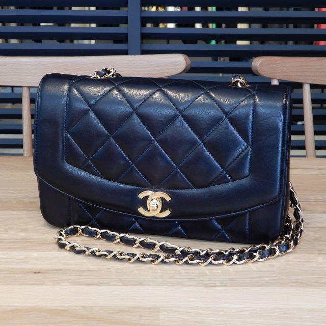 CHANEL - 美品 シャネル マトラッセ チェーン ショルダーバッグ ブラック ゴールド金具