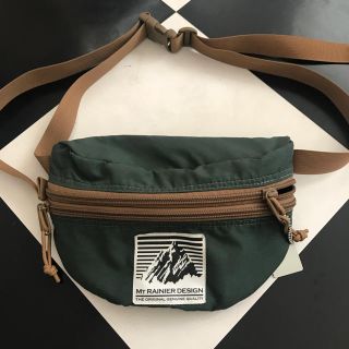 MT.REINIER DESIGN 2zip ウエストポーチ グリーン(ウエストポーチ)