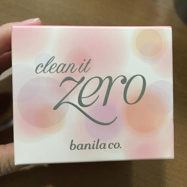 banila co.(バニラコ)のbanila co. clean it zero  コスメ/美容のスキンケア/基礎化粧品(クレンジング/メイク落とし)の商品写真