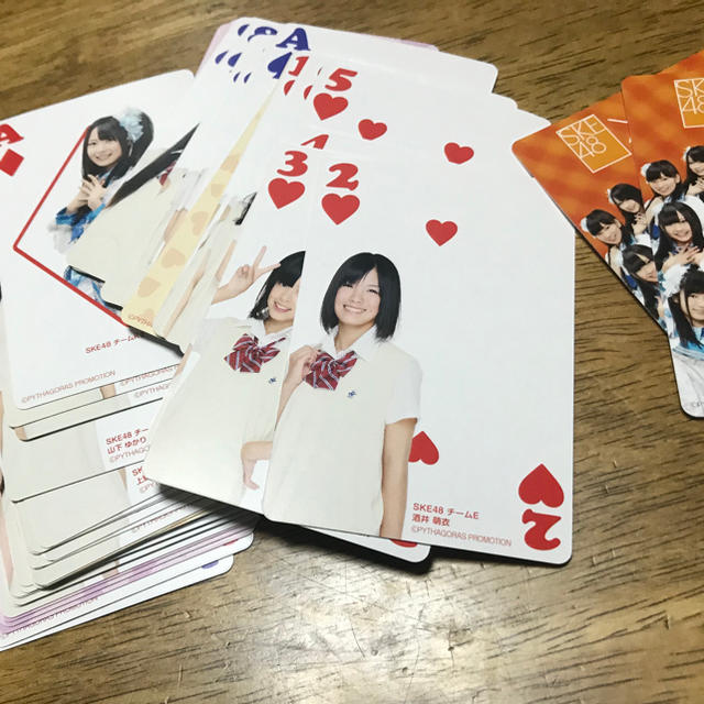 SKE48(エスケーイーフォーティーエイト)の【非売品❗️】ske48 トランプ エンタメ/ホビーのタレントグッズ(アイドルグッズ)の商品写真