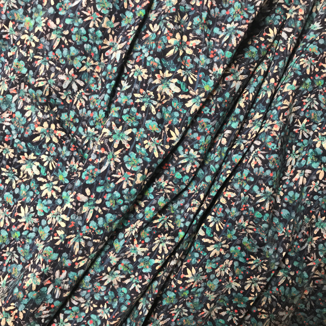 AMACA(アマカ)の三陽商会 アマカ  リバティ柄スカート 2.5万 レディースのスカート(ひざ丈スカート)の商品写真