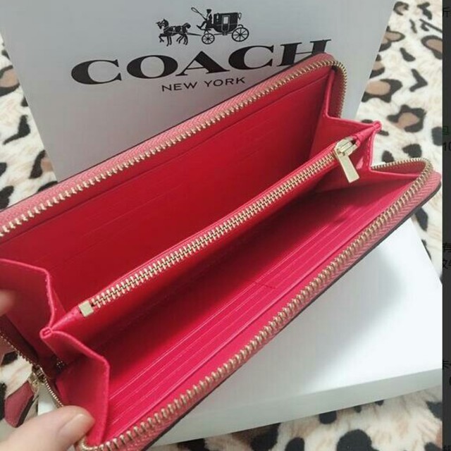 COACH(コーチ)のCOACH コーチ　長財布　新品　57713　小銭入れ　　
 レディースのファッション小物(財布)の商品写真