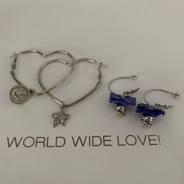 WORLD WIDE LOVE!(ワールドワイドラブ)のwwl!&RNA*ピアス レディースのアクセサリー(ピアス)の商品写真