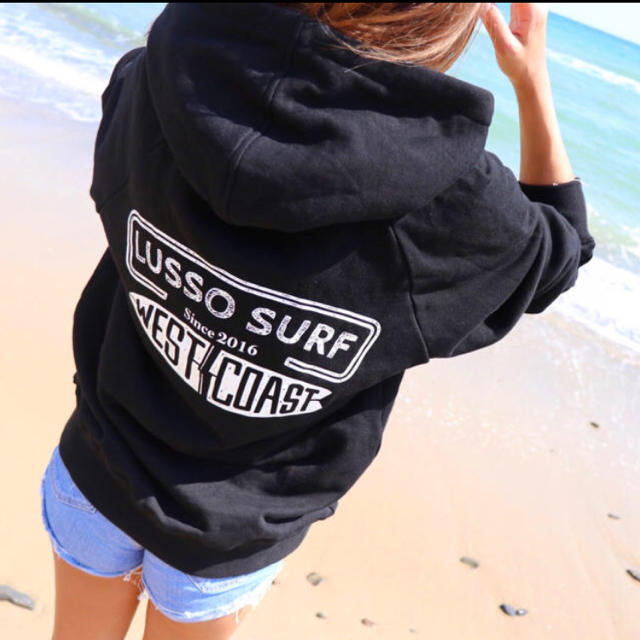 カリフォルニア系☆LUSSO SURF パーカー 黒  Sサイズ☆RVCA