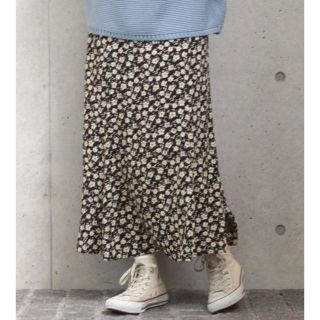 ダブルクローゼット(w closet)の新品未使用 w closet花柄マーメイドスカート(ロングスカート)