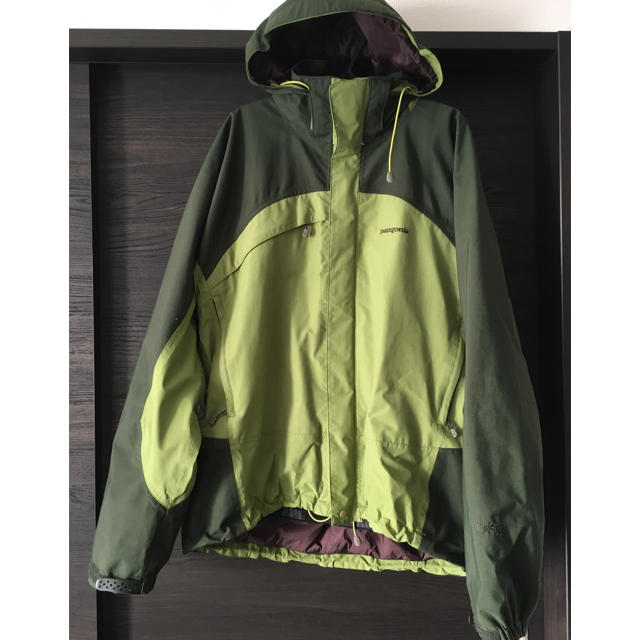 patagonia(パタゴニア)のPatagonia ゴアテックス マウンテンパーカー MENS L メンズのジャケット/アウター(マウンテンパーカー)の商品写真