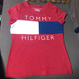 トミーヒルフィガー(TOMMY HILFIGER)のトミーフィルビガー★Tシャツ★USサイズユースXL(16)(Tシャツ/カットソー)